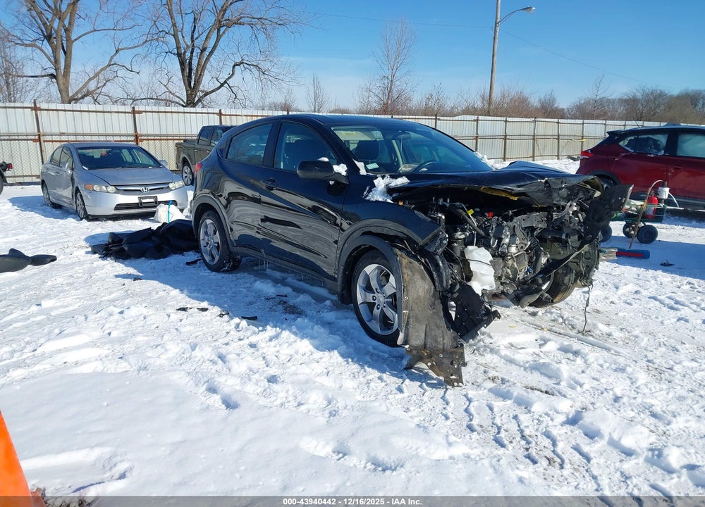 2022 HONDA HR-V AWD LX VIN: 3CZRU6H31NM761857