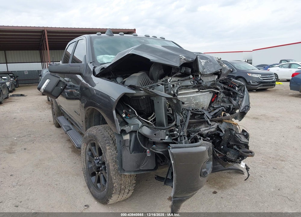 2024 RAM 2500 BIG HORN  4X4 6'4 BOX VIN: 3C6UR5DJ8RG375268