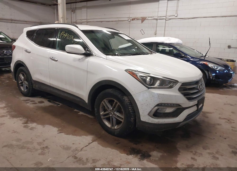 2017 HYUNDAI SANTA FE SPORT 2.4L VIN: 5NMZUDLB5HH007568