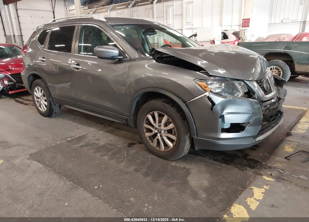 2019 NISSAN ROGUE SV VIN: 5N1AT2MV4KC700758