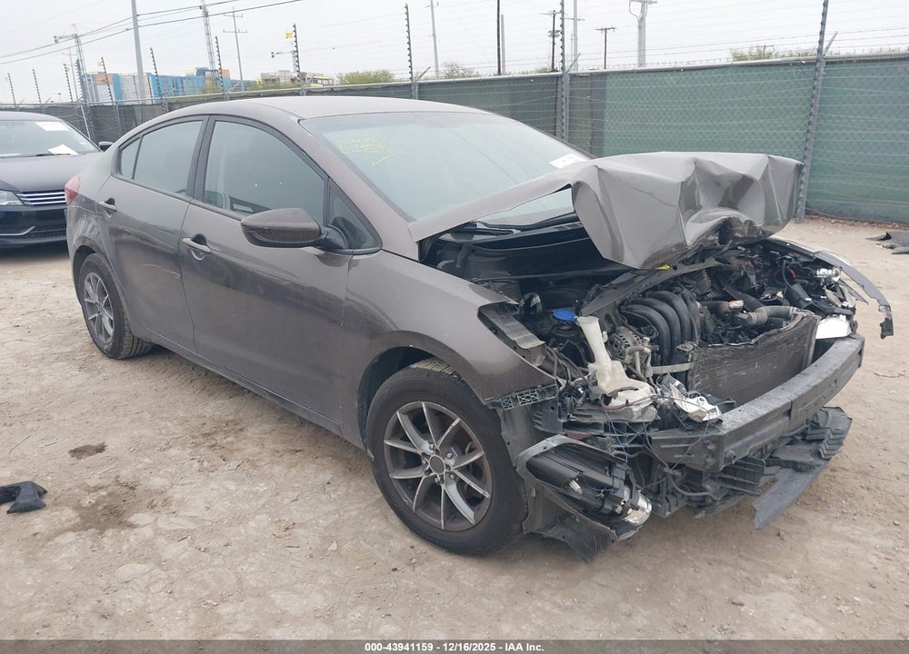 2017 KIA FORTE LX VIN: 3KPFK4A76HE012664