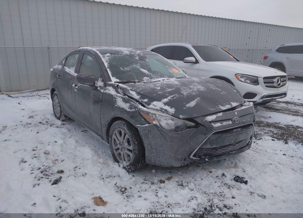 2017 TOYOTA YARIS IA VIN: 3MYDLBYV0HY184573