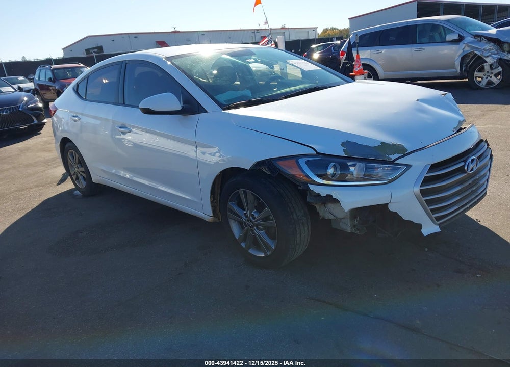 2018 HYUNDAI ELANTRA SEL VIN: 5NPD84LF1JH263538