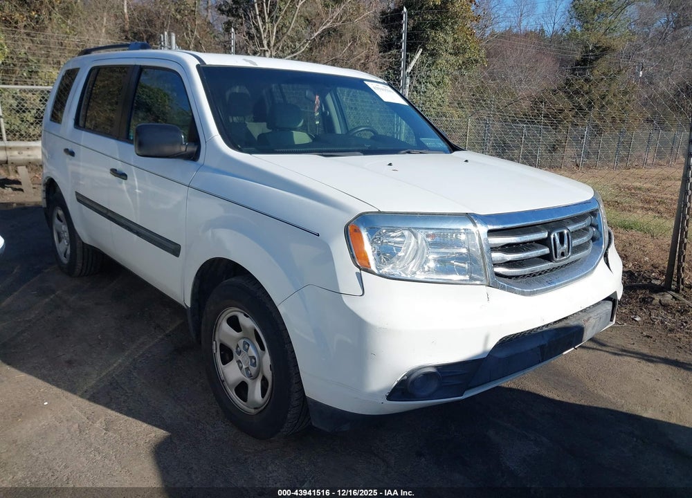 2014 HONDA PILOT LX VIN: 5FNYF3H27EB016553