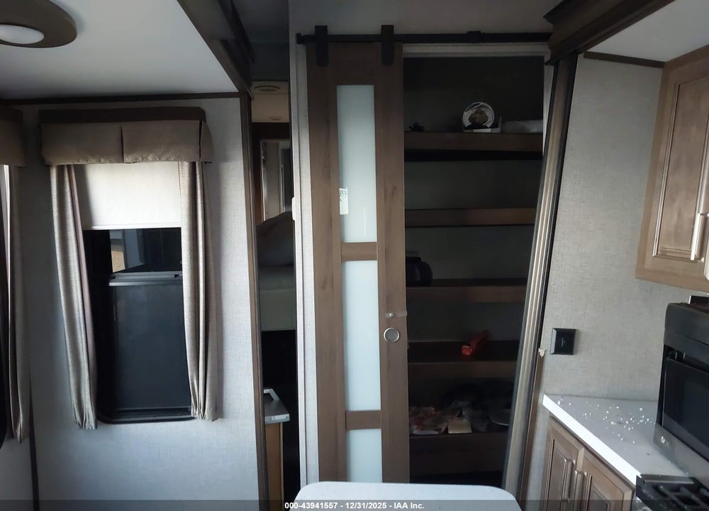 2019 KEYSTONE AVALANCHE VIN: 4YDF38328KE760550