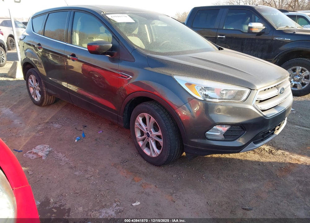 2017 FORD ESCAPE SE VIN: 1FMCU0GD2HUD94577