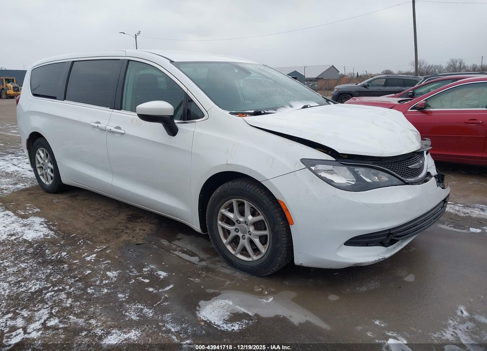 2017 CHRYSLER PACIFICA TOURING VIN: 2C4RC1DG5HR508574