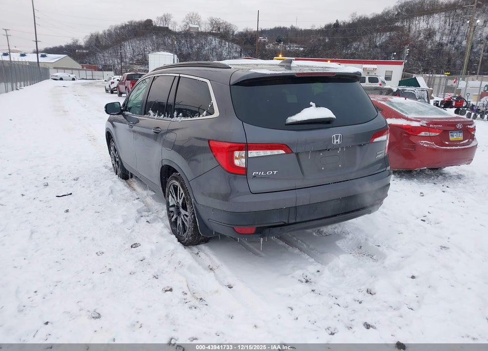 2021 HONDA PILOT AWD SPECIAL EDITION VIN: 5FNYF6H27MB018576