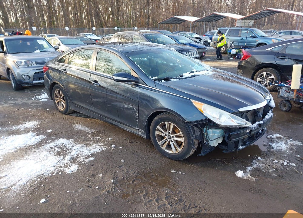2014 HYUNDAI SONATA GLS VIN: 5NPEB4AC0EH813543