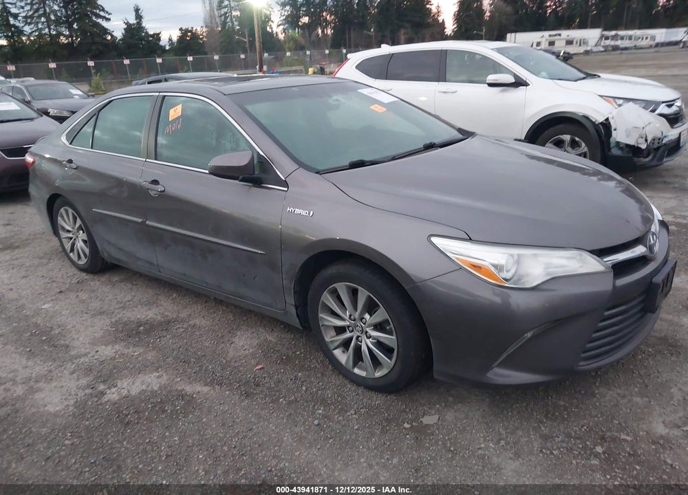2015 TOYOTA CAMRY HYBRID XLE VIN: 4T1BD1FK4FU144983