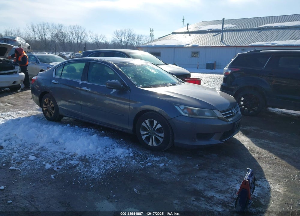 2013 HONDA ACCORD LX VIN: 1HGCR2F32DA062839