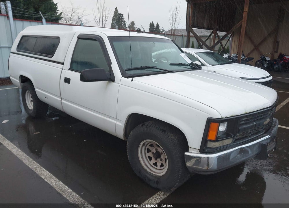1996 CHEVROLET GMT-400 C1500 VIN: 1GCEC14W9TZ173775