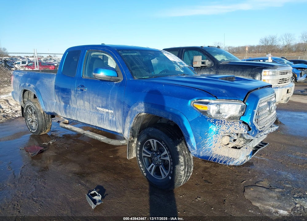 2017 TOYOTA TACOMA TRD SPORT VIN: 5TFSZ5ANXHX063843
