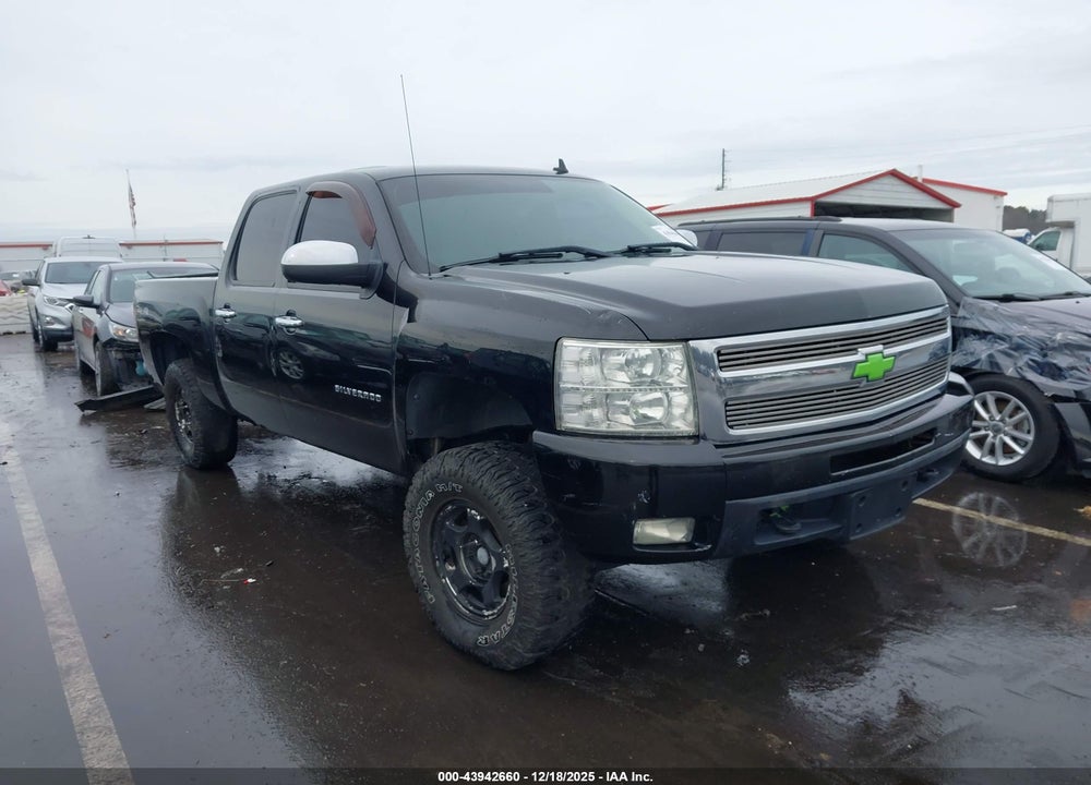 2011 CHEVROLET SILVERADO 1500 LTZ VIN: 3GCPKTE34BG101523