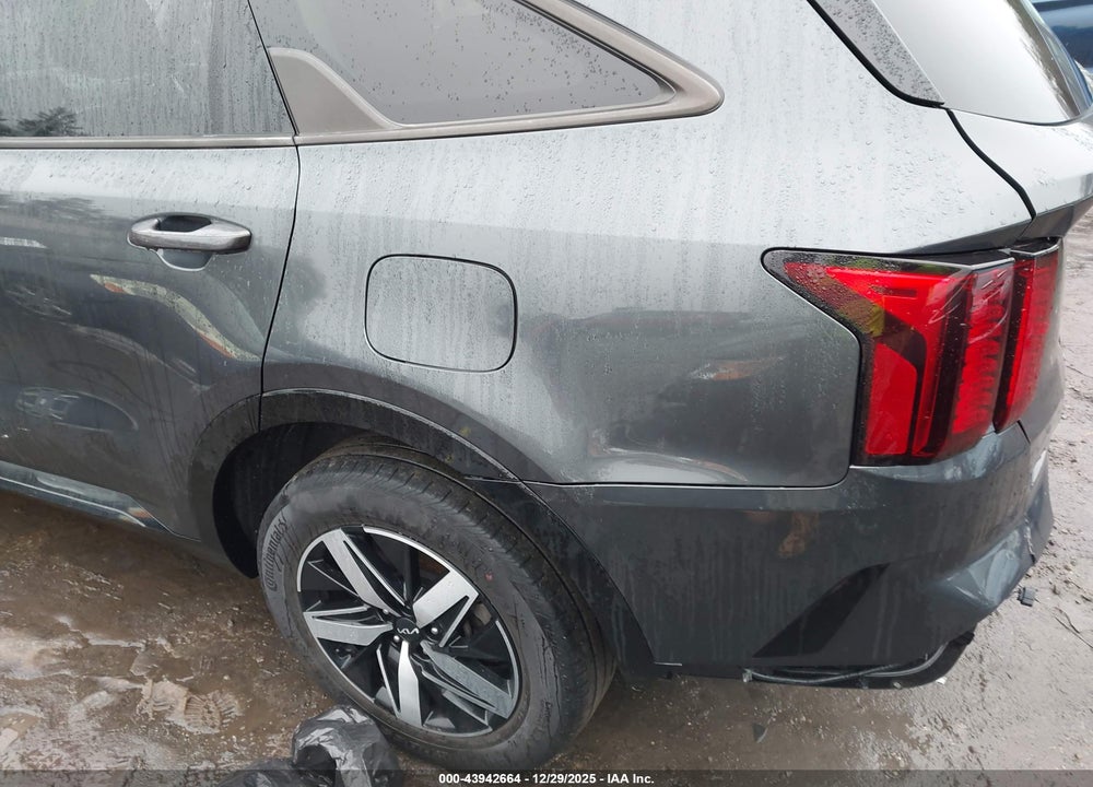 2022 KIA SORENTO S VIN: 5XYRL4LC7NG143766