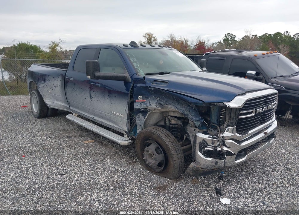 2021 RAM 3500 BIG HORN  4X4 8' BOX VIN: 3C63RRHL5MG636850