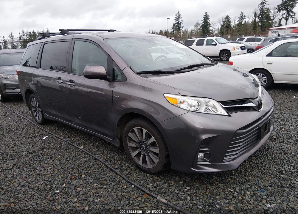 2018 TOYOTA SIENNA XLE 7 PASSENGER VIN: 5TDDZ3DC1JS202440