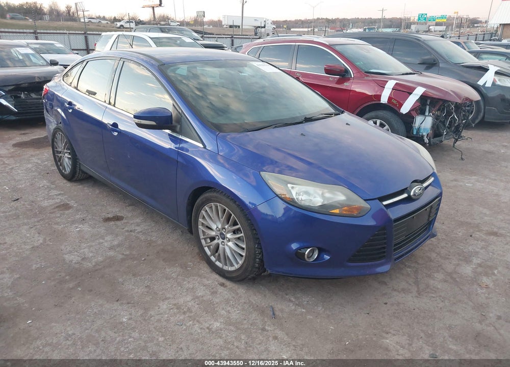 2014 FORD FOCUS TITANIUM VIN: 1FADP3J21EL241401