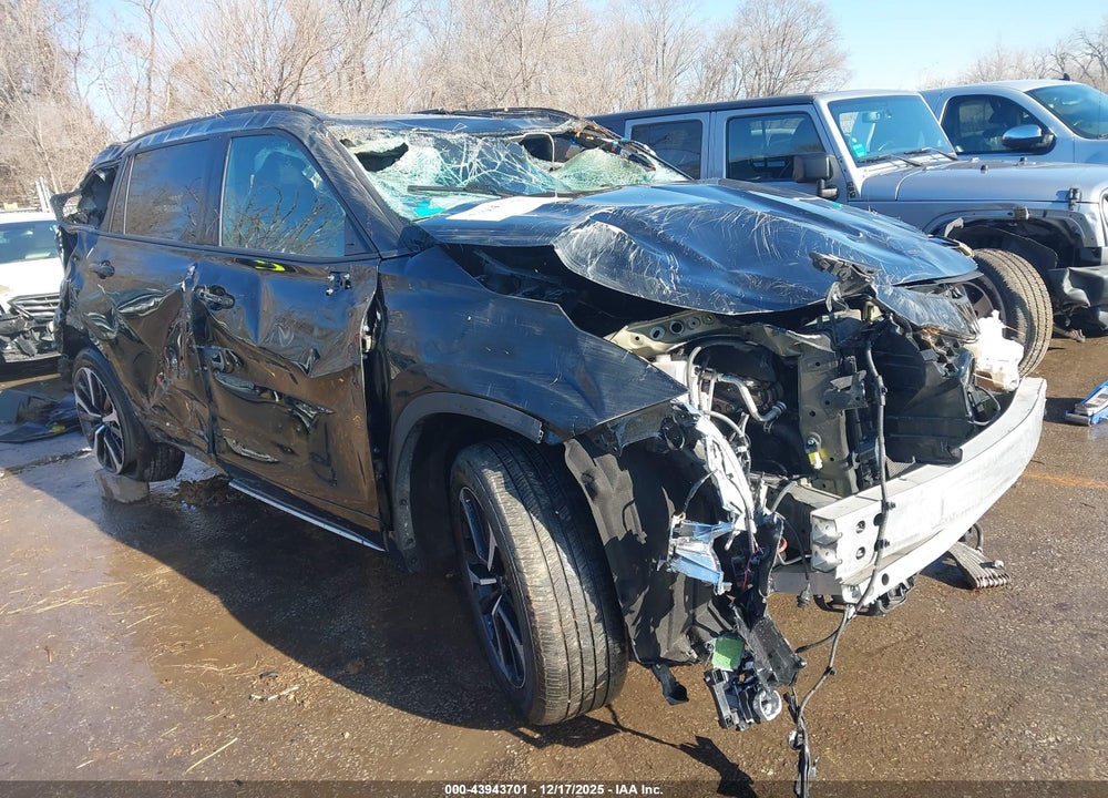 2021 TOYOTA HIGHLANDER XSE VIN: 5TDLZRBH7MS157666