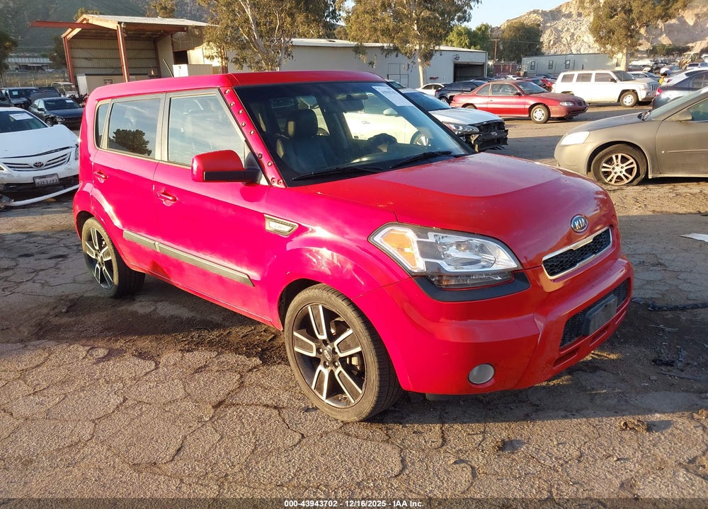 2011 KIA SOUL + VIN: KNDJT2A20B7293156
