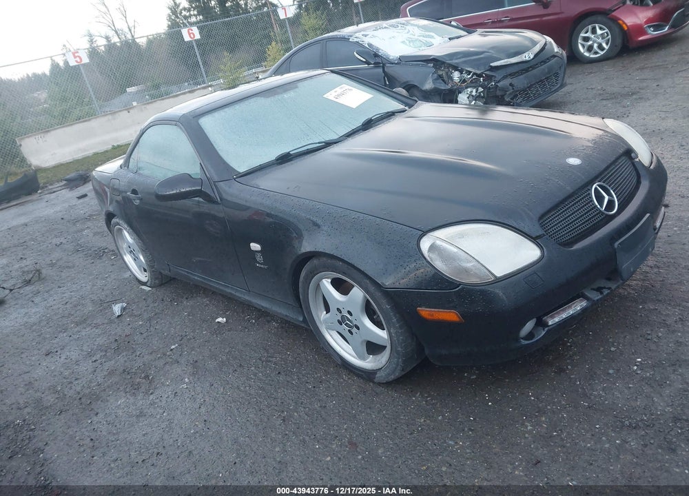 1999 MERCEDES-BENZ SLK 230 KOMPRESSOR VIN: WDBKK47F3XF094921