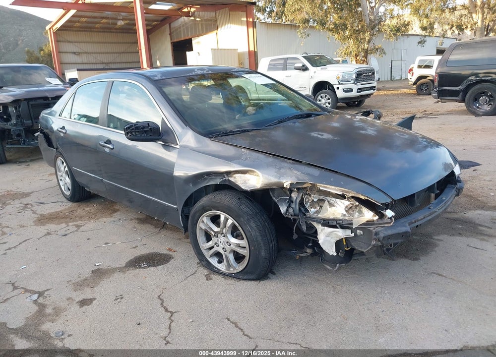2006 HONDA ACCORD 2.4 EX VIN: JHMCM56786C002717