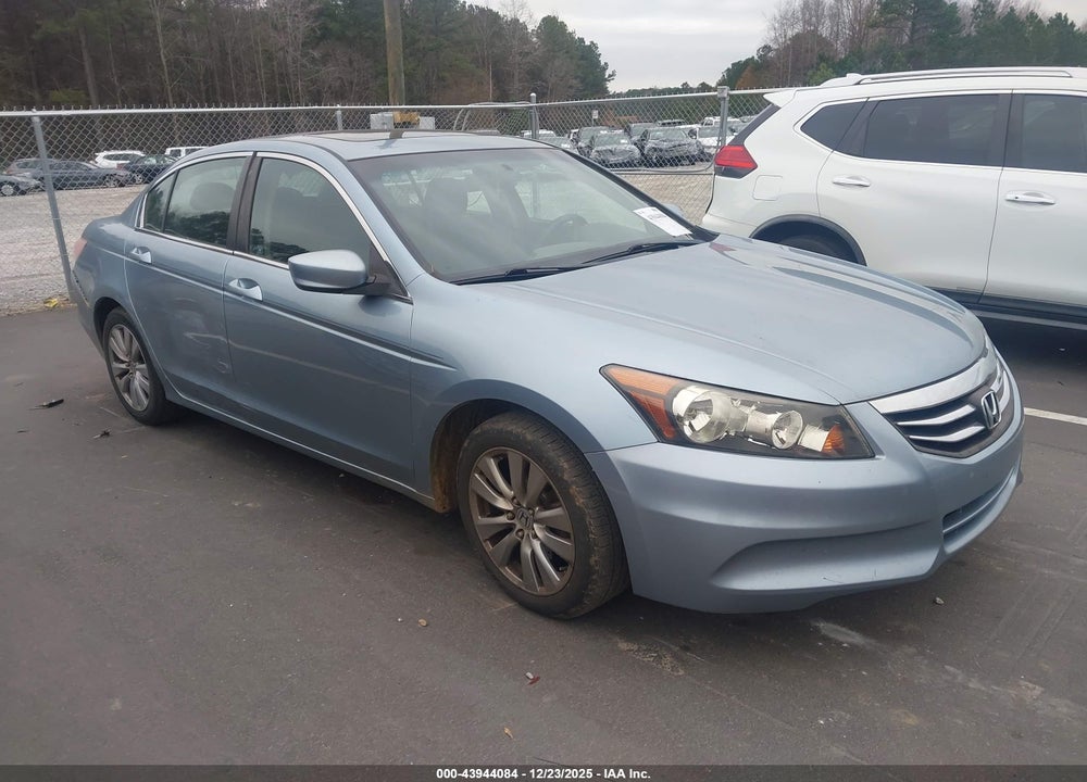2011 HONDA ACCORD 2.4 EX VIN: 1HGCP2F7XBA055868