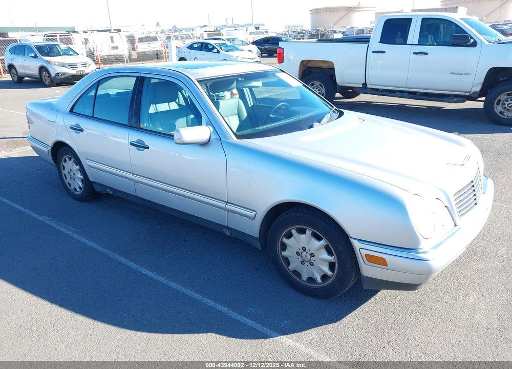 1999 MERCEDES-BENZ E 320 VIN: WDBJF65H6XA932193
