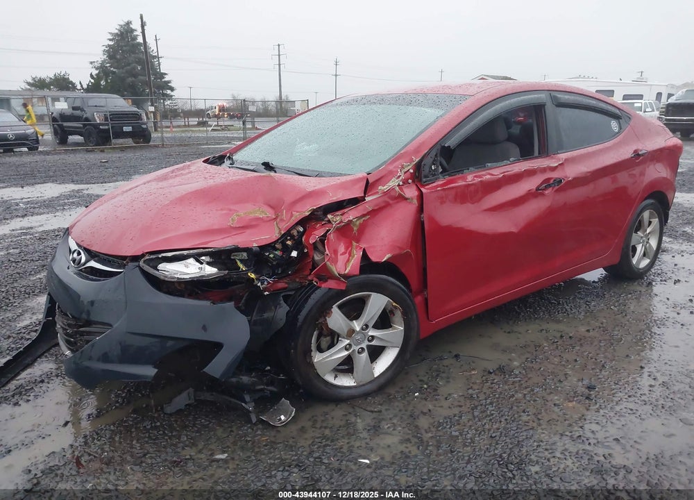 2013 HYUNDAI ELANTRA GLS VIN: KMHDH4AE9DU984917