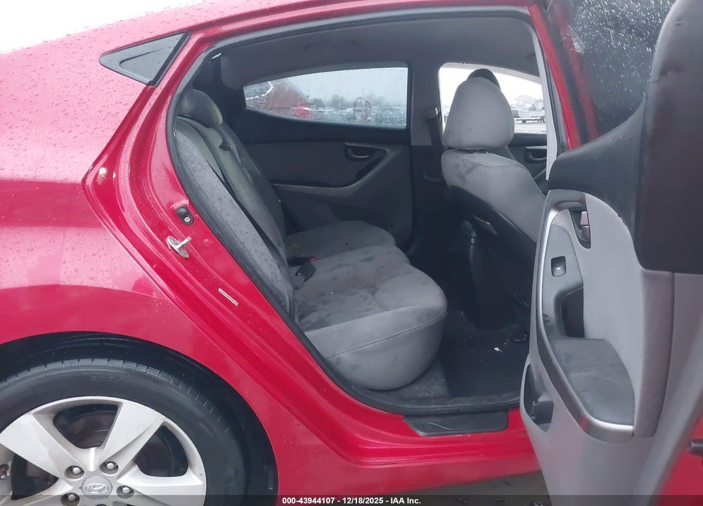 2013 HYUNDAI ELANTRA GLS VIN: KMHDH4AE9DU984917