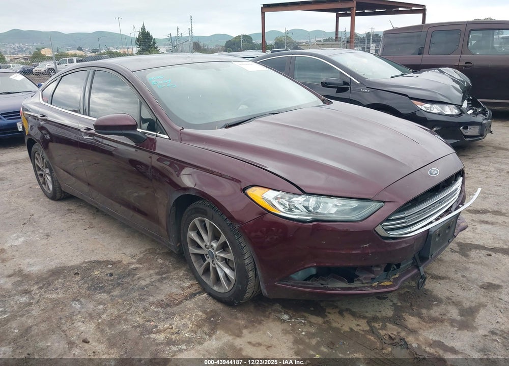 2017 FORD FUSION SE VIN: 3FA6P0H77HR110827