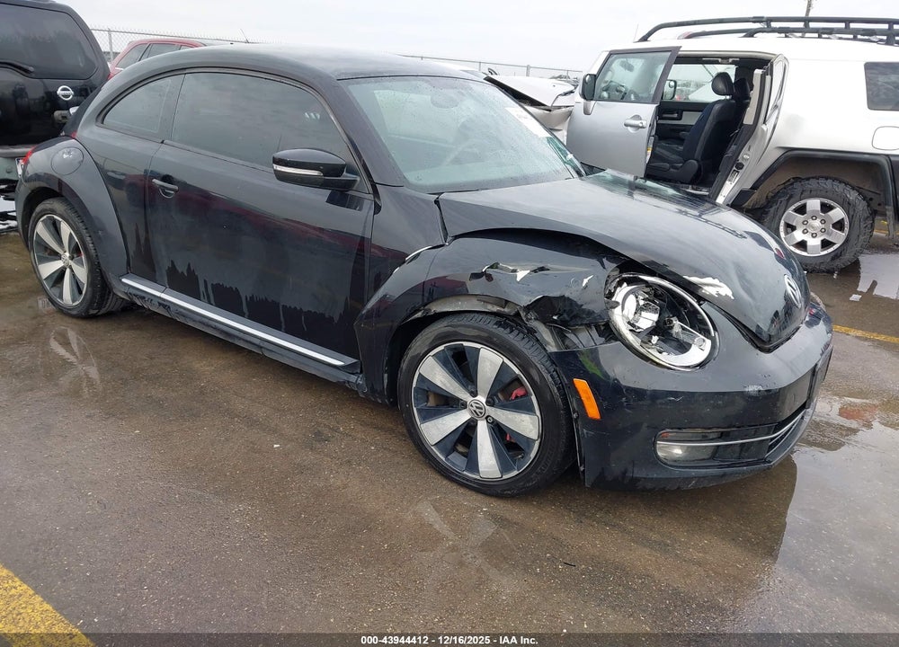 2012 VOLKSWAGEN BEETLE 2.0T VIN: 3VWV67AT6CM617021