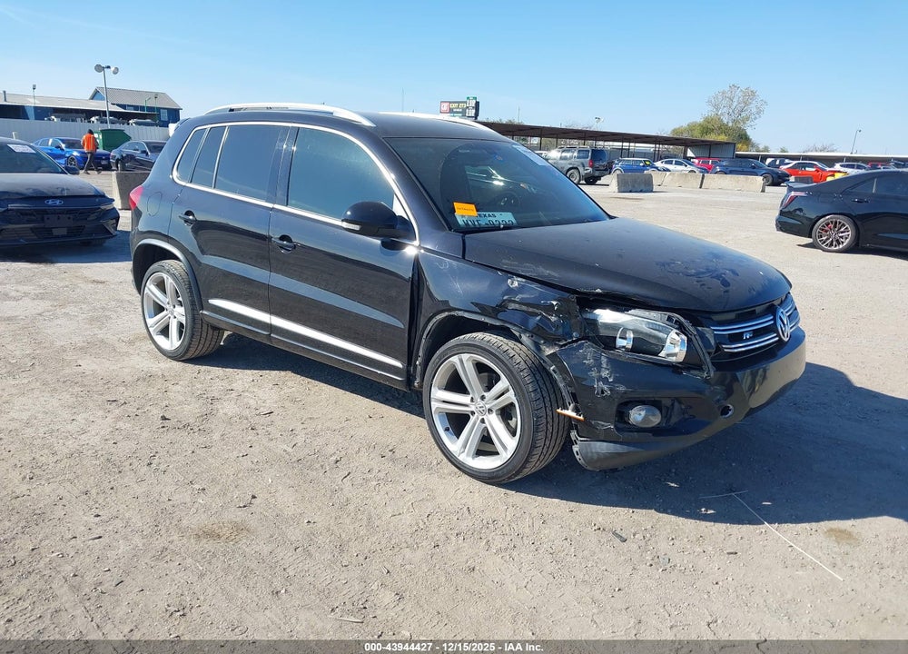 2016 VOLKSWAGEN TIGUAN R-LINE/S/SE/SEL VIN: WVGAV7AX0GW040687
