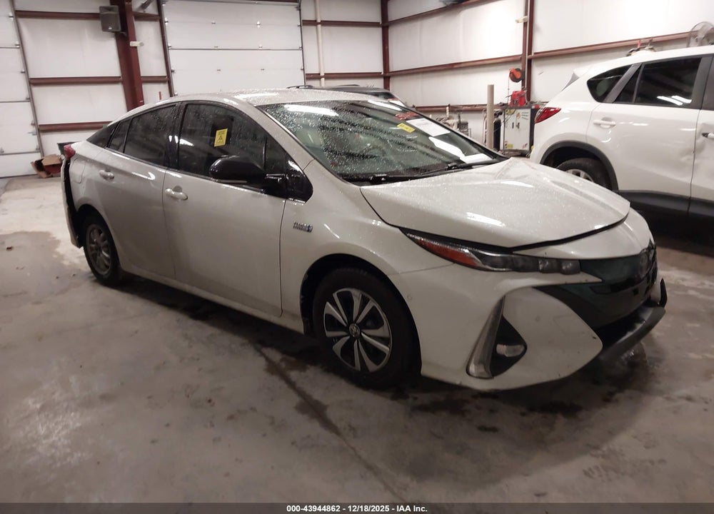 2018 TOYOTA PRIUS PRIME ADVANCED VIN: JTDKARFP2J3075233