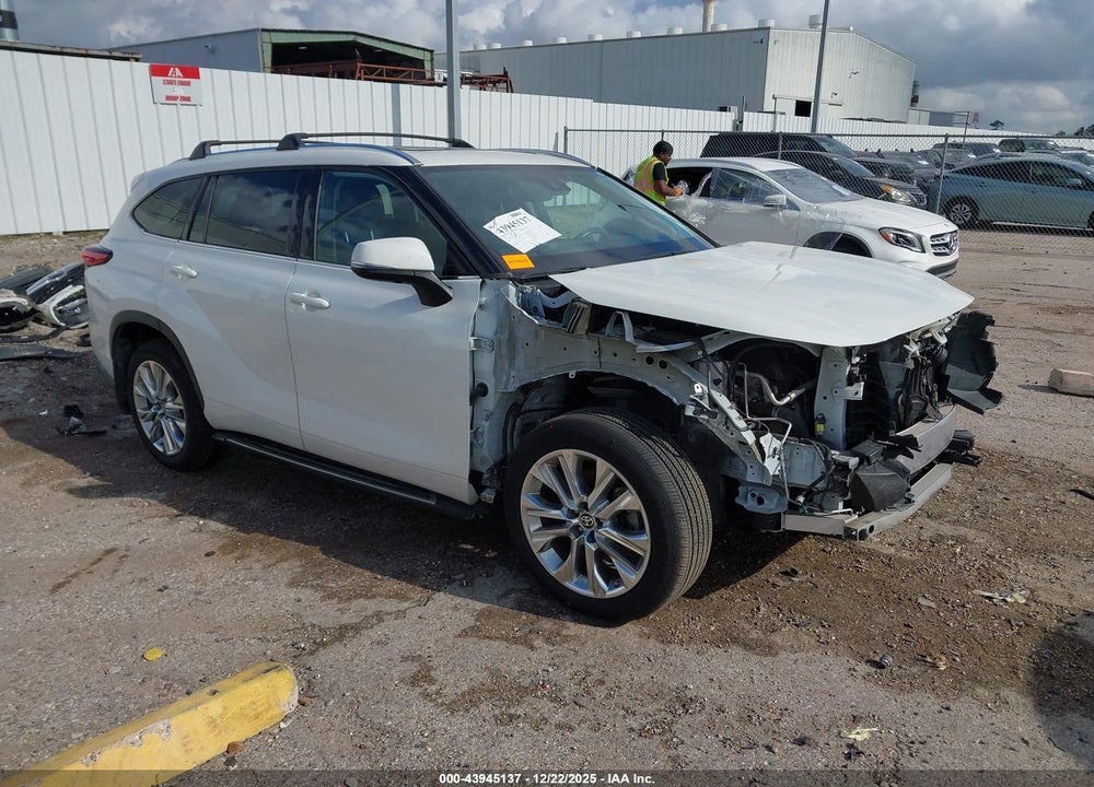 2020 TOYOTA HIGHLANDER LIMITED VIN: 5TDYZRAHXLS012238