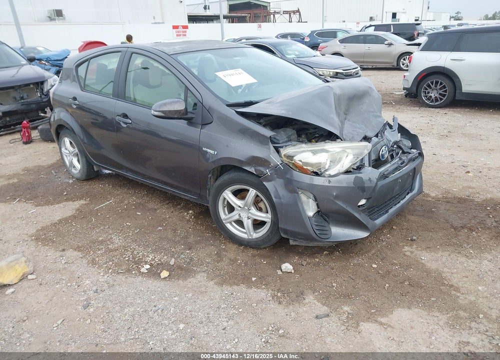 2016 TOYOTA PRIUS C ONE VIN: JTDKDTB35G1124548
