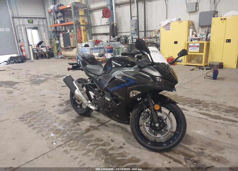 2025 KAWASAKI EX500 VIN: ML5EXGG14SDA51664