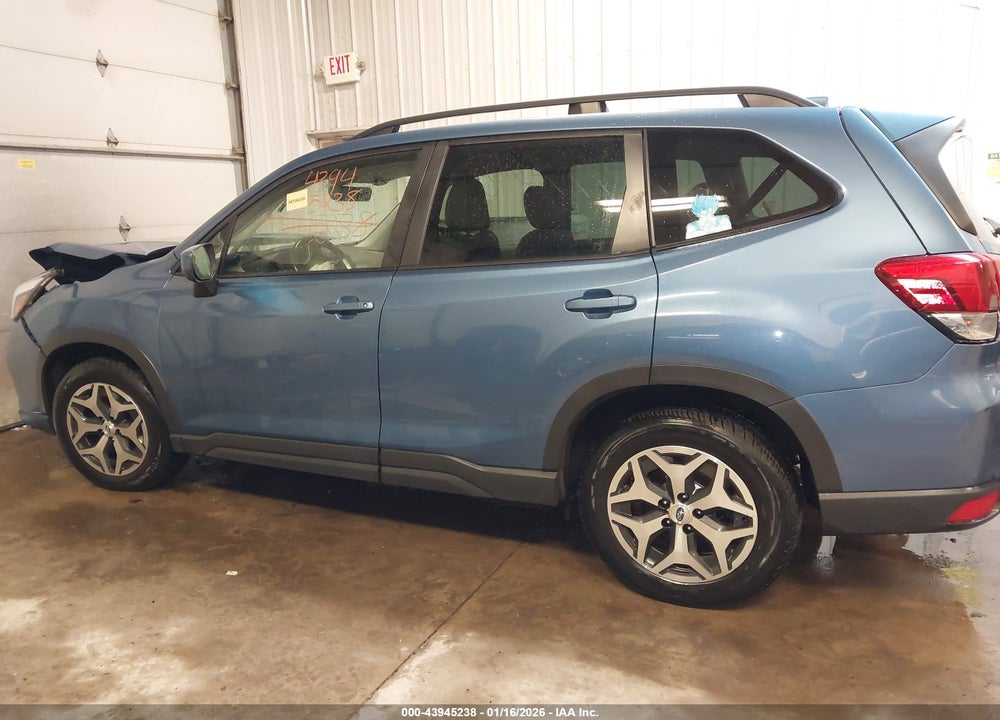 2020 SUBARU FORESTER PREMIUM VIN: JF2SKAJCXLH545390