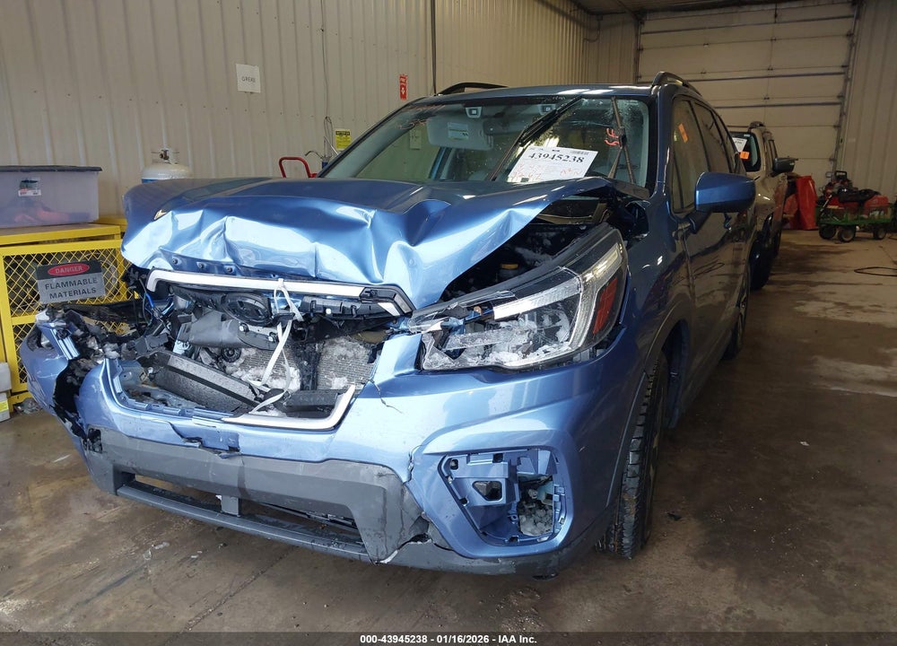2020 SUBARU FORESTER PREMIUM VIN: JF2SKAJCXLH545390