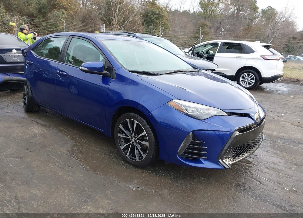 2018 TOYOTA COROLLA SE VIN: 5YFBURHE5JP813570