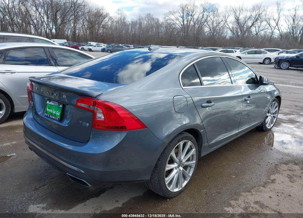 2017 VOLVO S60 INSCRIPTION T5 PLATINUM VIN: LYV402HMXHB127115