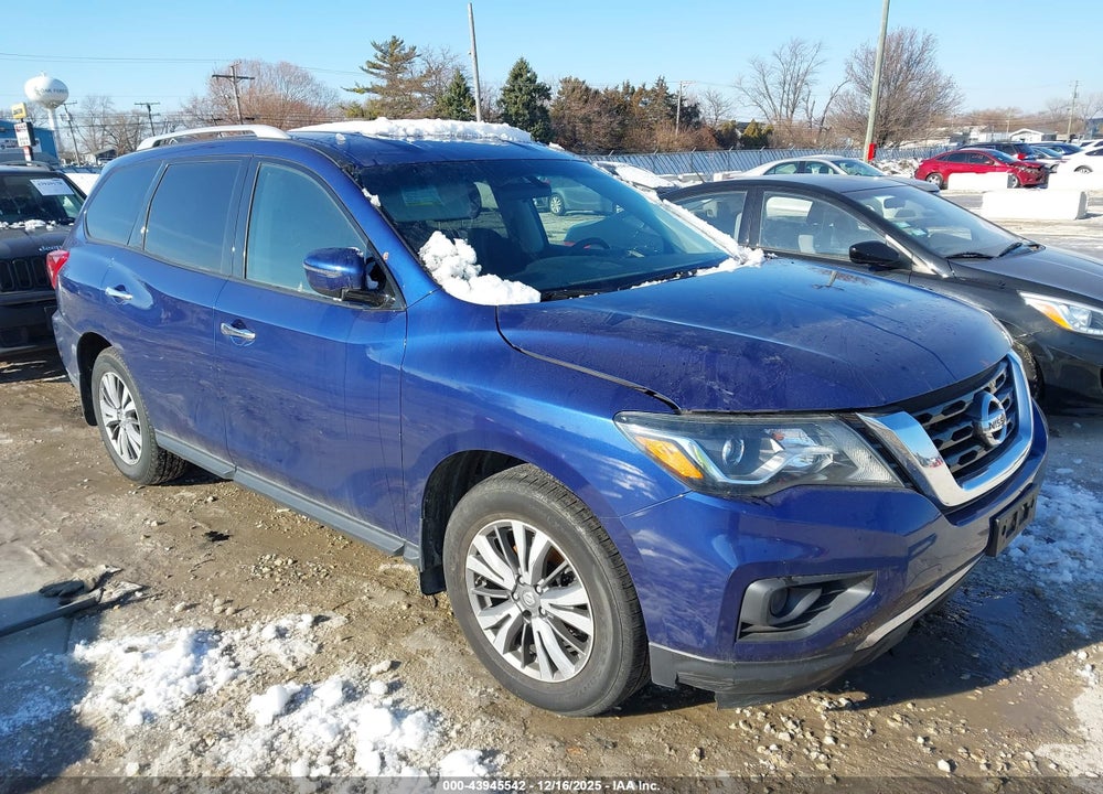 2018 NISSAN PATHFINDER S VIN: 5N1DR2MM8JC613642