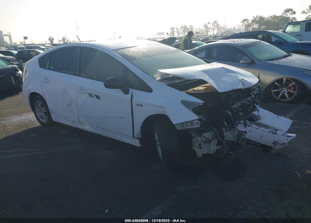 2011 TOYOTA PRIUS TWO VIN: JTDKN3DU9B1477600