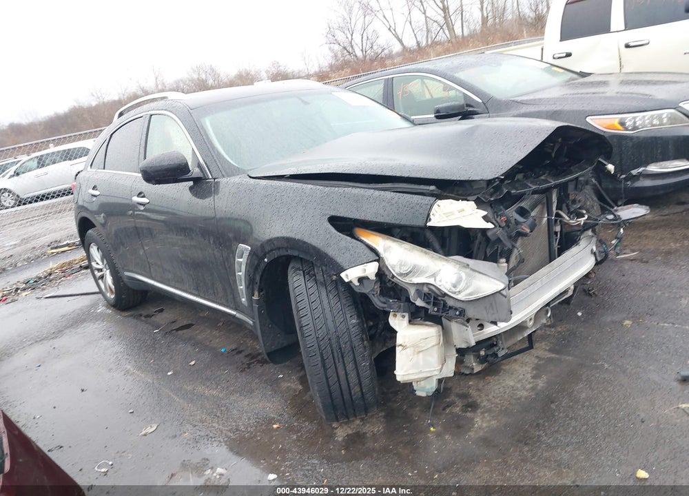 2013 INFINITI FX37 VIN: JN8CS1MW6DM170796