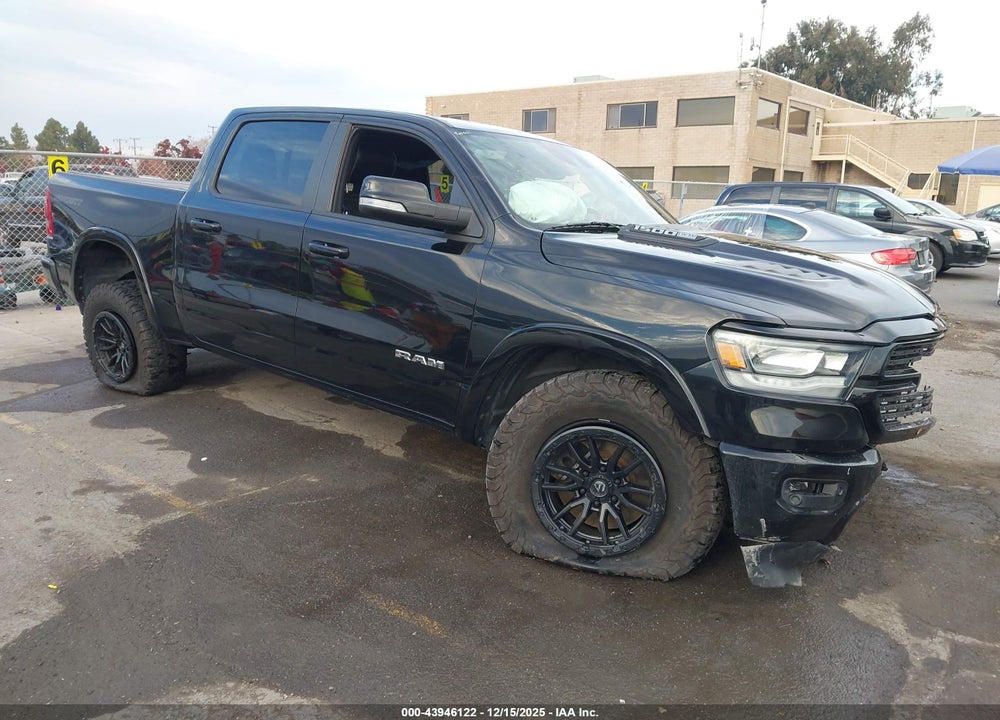 2021 RAM 1500 LAIE  4X4 5'7 BOX VIN: 1C6SRFJT5MN775520