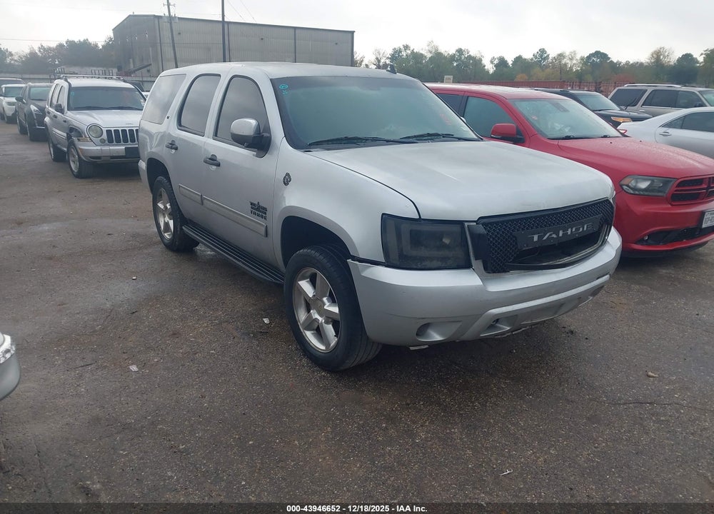 2013 CHEVROLET TAHOE LT VIN: 1GNSCBE04DR159102