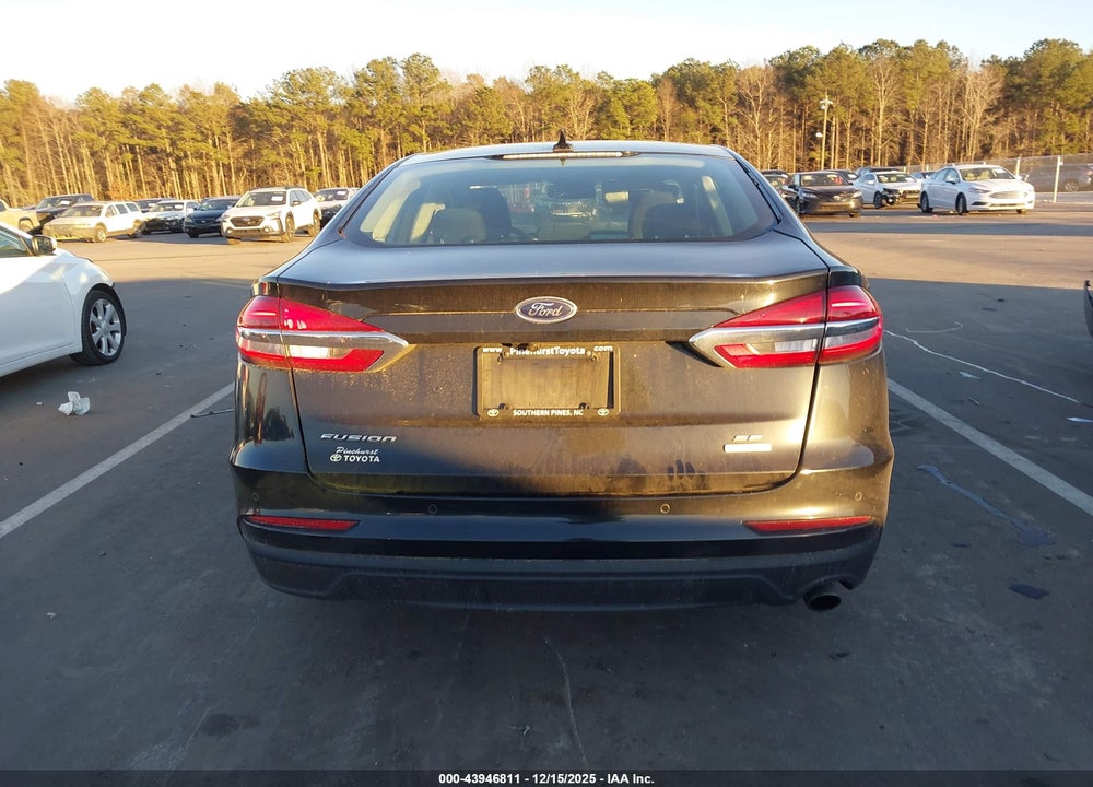 2019 FORD FUSION SE VIN: 3FA6P0HD9KR279096
