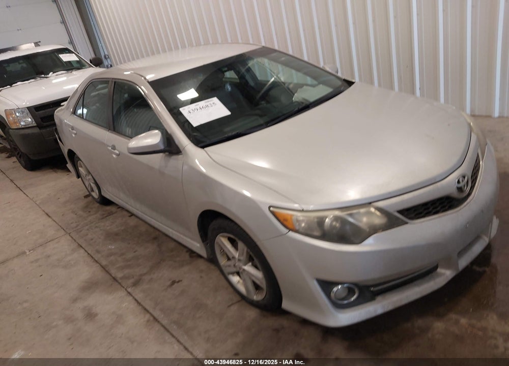 2013 TOYOTA CAMRY SE VIN: 4T1BF1FK8DU652963