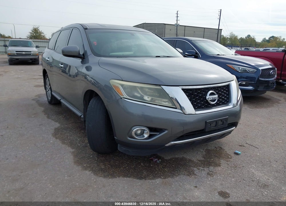 2015 NISSAN PATHFINDER S VIN: 5N1AR2MN5FC616159