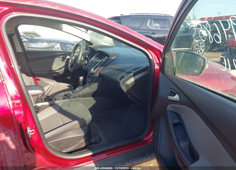2013 FORD FOCUS SE VIN: 1FADP3K25DL129956